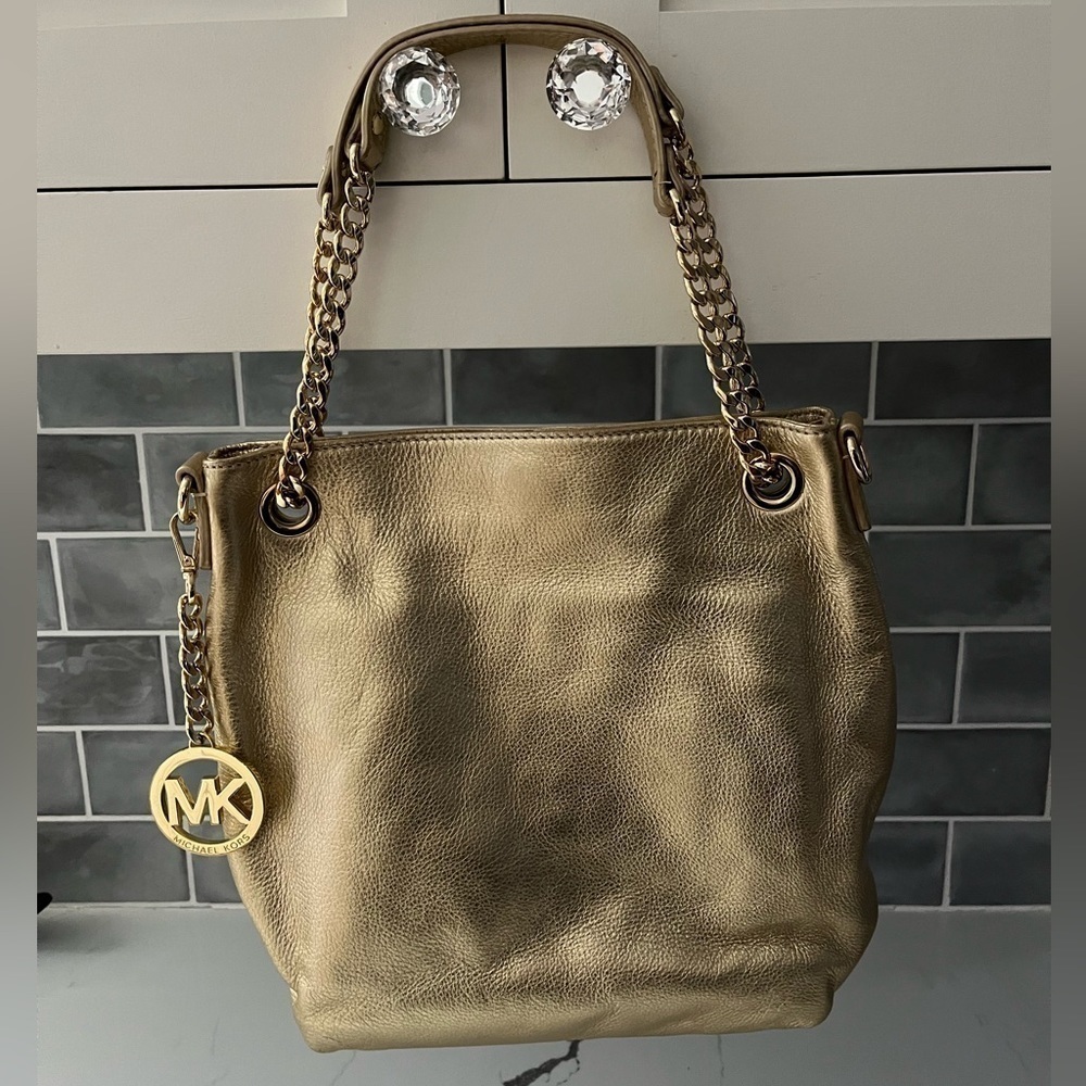 Michael Kors Gold Metallic Leather Shoulder Crossbody Bag Gold Chainlink Straps